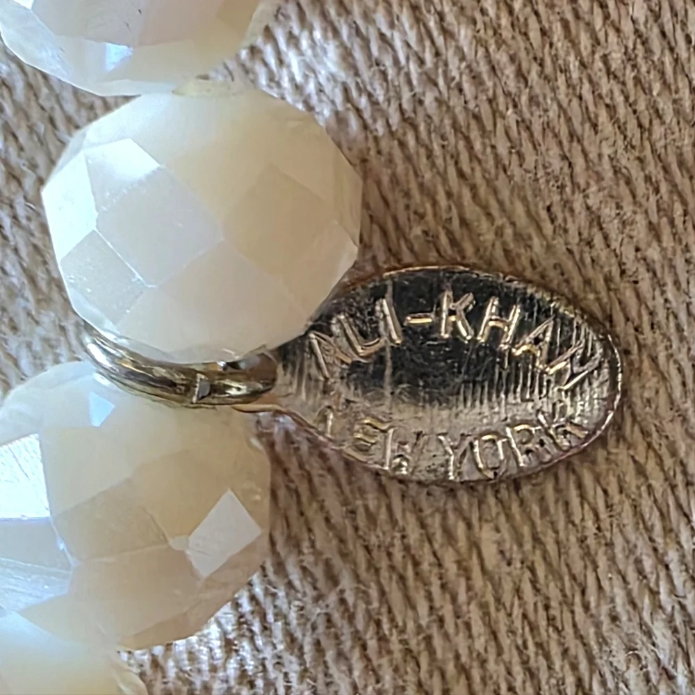 ALI KHAN NEW YORK Bracelet, Agate & Stunning Asst'd Glass Beads - Picture 2 of 2